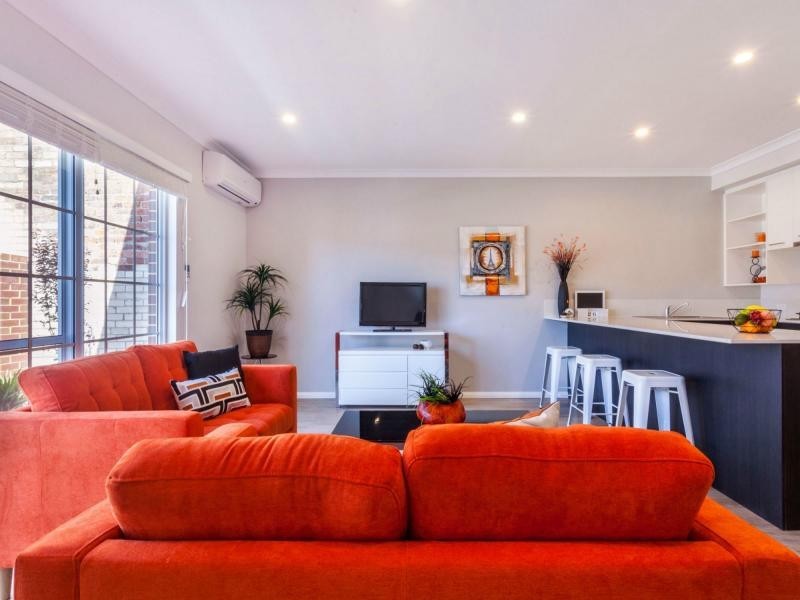 18 Stuart Street, Maylands WA 6051