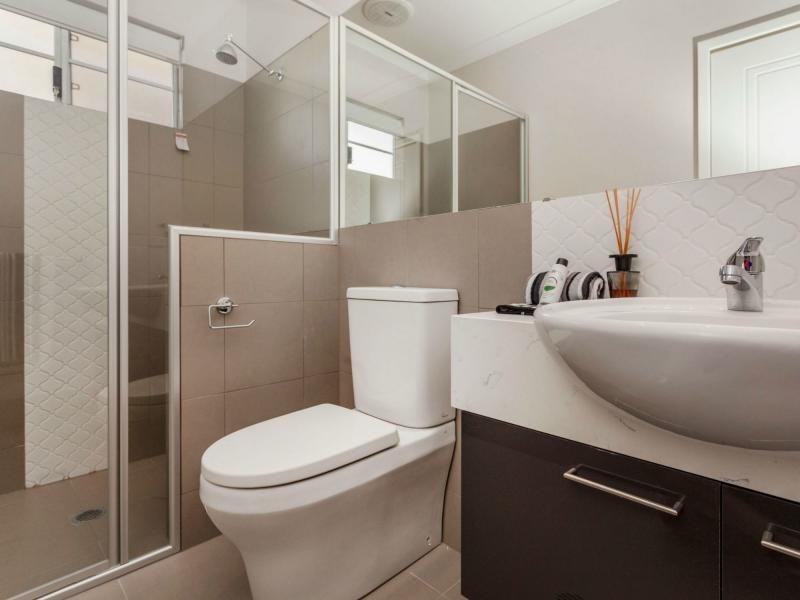 18 Stuart Street, Maylands WA 6051