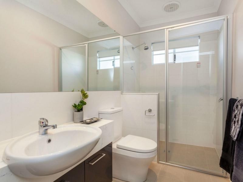 18 Stuart Street, Maylands WA 6051