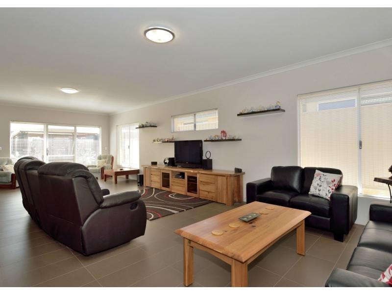 23 Furnivall Parade, Baldivis WA 6171