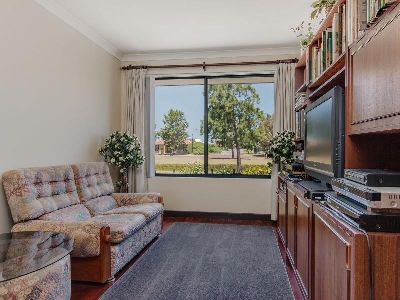 37 Lynch Avenue, Rockingham WA 6168