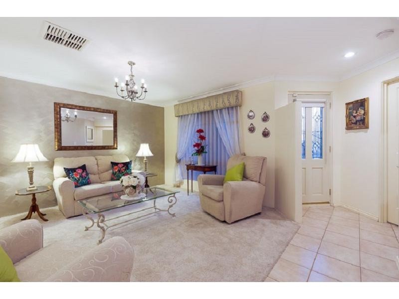 45 Hollins Bend, Madeley WA 6065