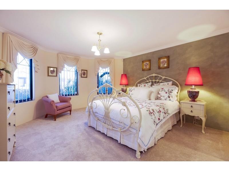 45 Hollins Bend, Madeley WA 6065