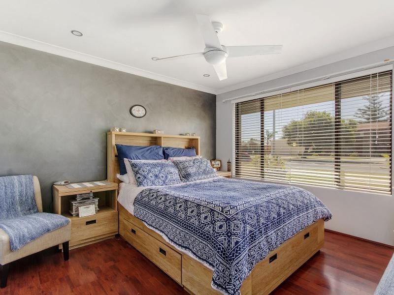 27 Malibu Road, Safety Bay WA 6169