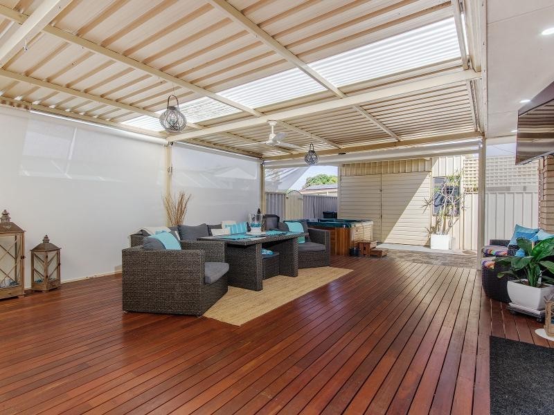 27 Malibu Road, Safety Bay WA 6169