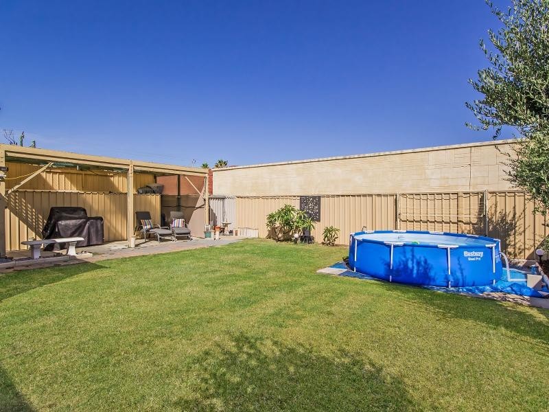 27 Malibu Road, Safety Bay WA 6169