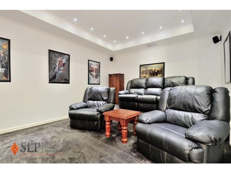 8 Kerries Link, The Vines WA 6069