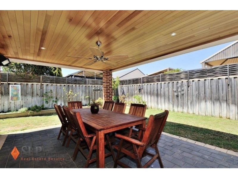 8 Kerries Link, The Vines WA 6069