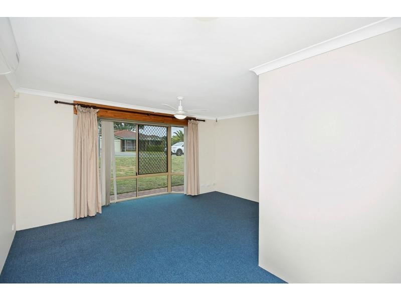 37 Mayflower Close, Port Kennedy WA 6172