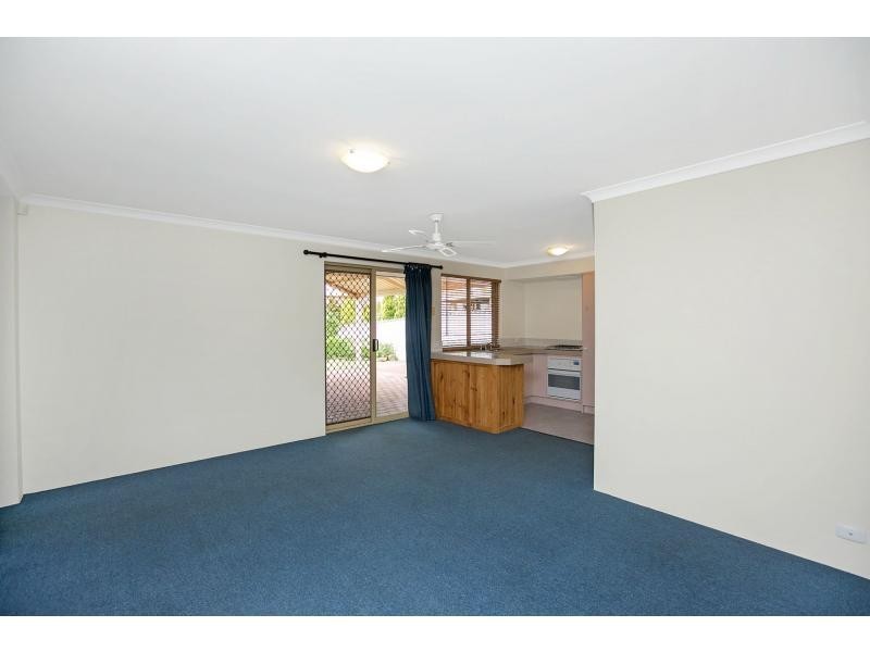 37 Mayflower Close, Port Kennedy WA 6172