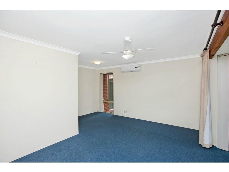 37 Mayflower Close, Port Kennedy WA 6172