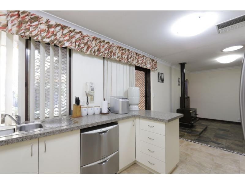 21 Arlington Drive, Willetton WA 6155