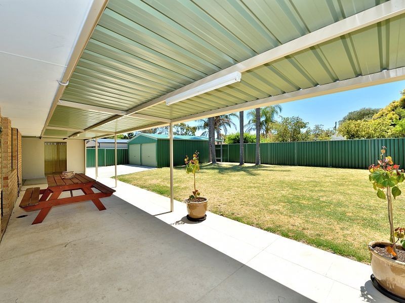 3 Underdale Place, Coodanup WA 6210