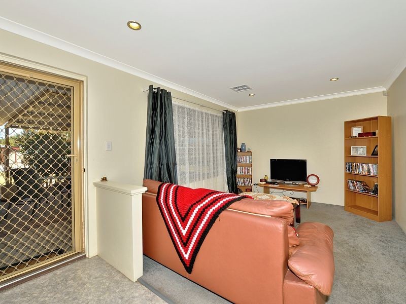 3 Underdale Place, Coodanup WA 6210