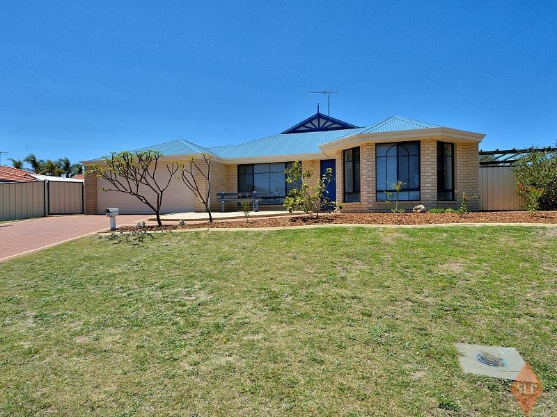 28 Kingfisher Drive, Halls Head WA 6210