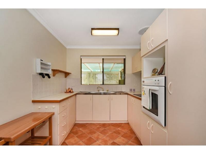 2/44 Croydon Avenue, Yokine WA 6060