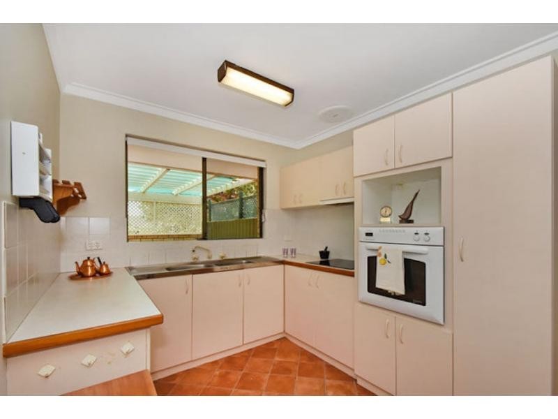 2/44 Croydon Avenue, Yokine WA 6060