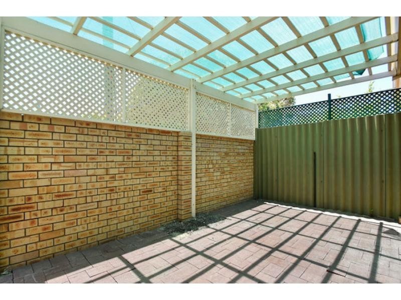 2/44 Croydon Avenue, Yokine WA 6060