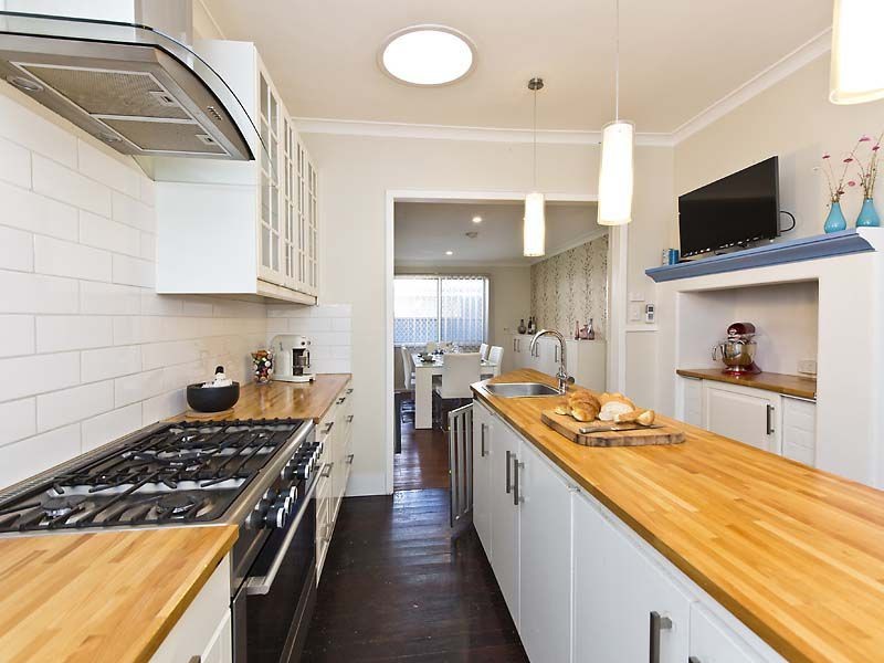 83 Gladstone Road, Rivervale WA 6103