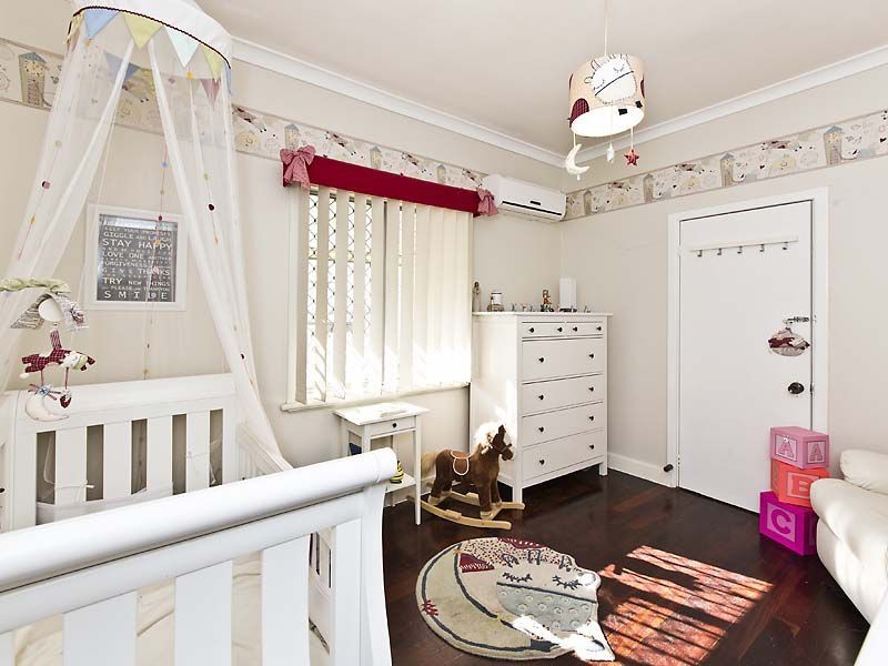 83 Gladstone Road, Rivervale WA 6103