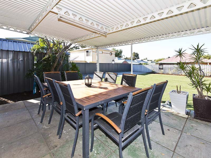 83 Gladstone Road, Rivervale WA 6103