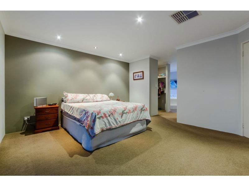 7 Lakeport Way, Butler WA 6036