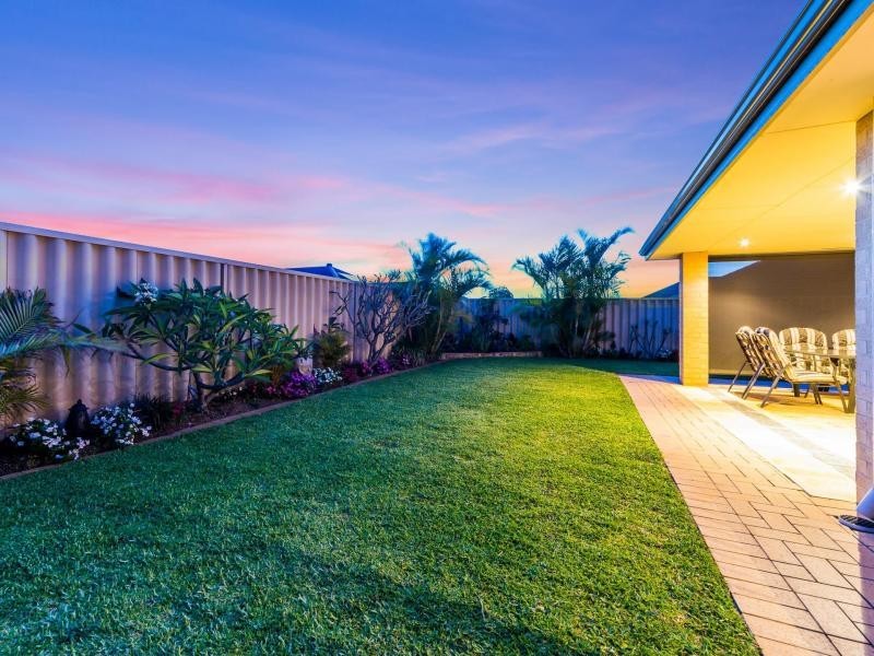 7 Lakeport Way, Butler WA 6036