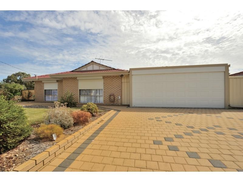 26 Wyola Street, Cooloongup WA 6168