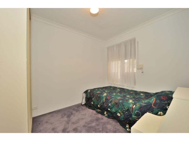 26 Wyola Street, Cooloongup WA 6168