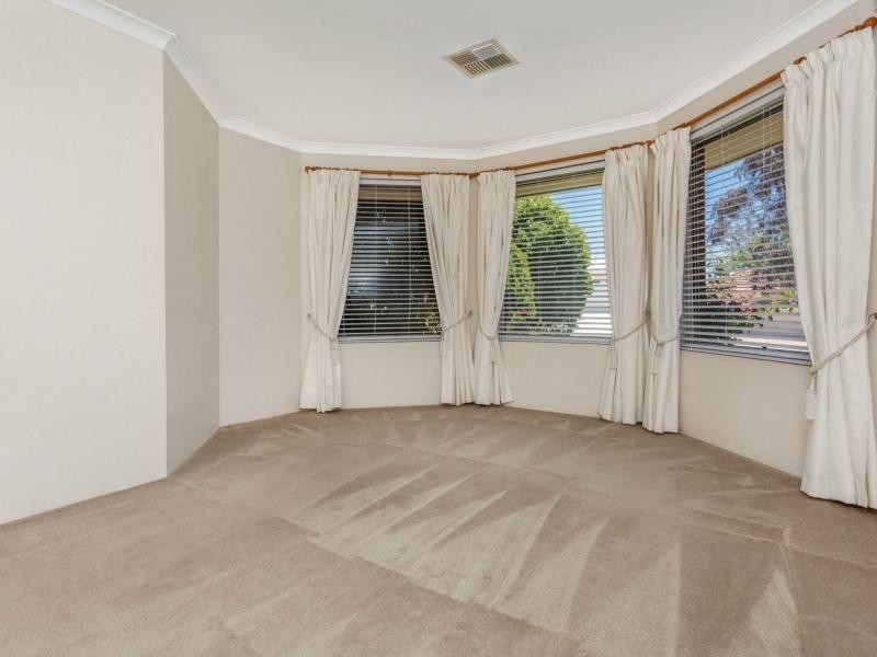 7 Gilbreth Bend, Tapping WA 6065