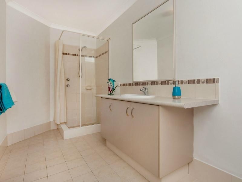 7 Gilbreth Bend, Tapping WA 6065