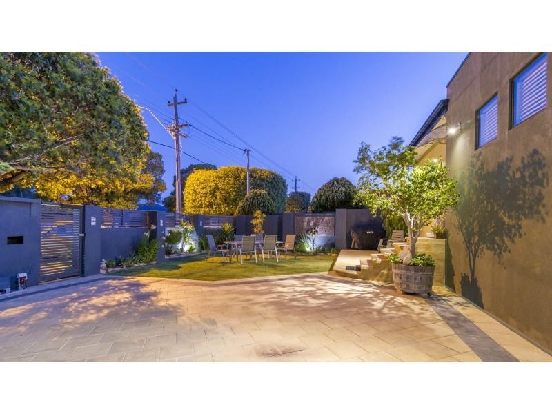 193 Huntriss Road, Doubleview WA 6018