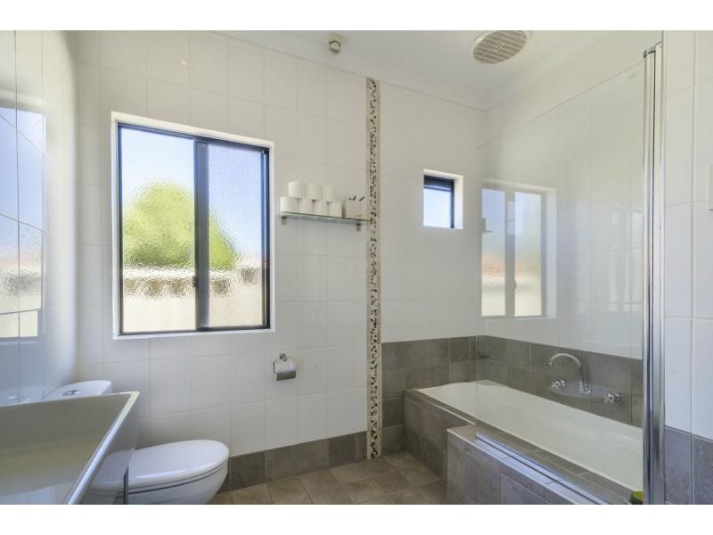 193 Huntriss Road, Doubleview WA 6018