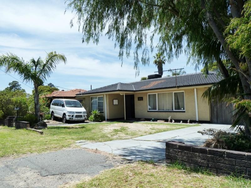 21 Quamby Place, Rockingham WA 6168