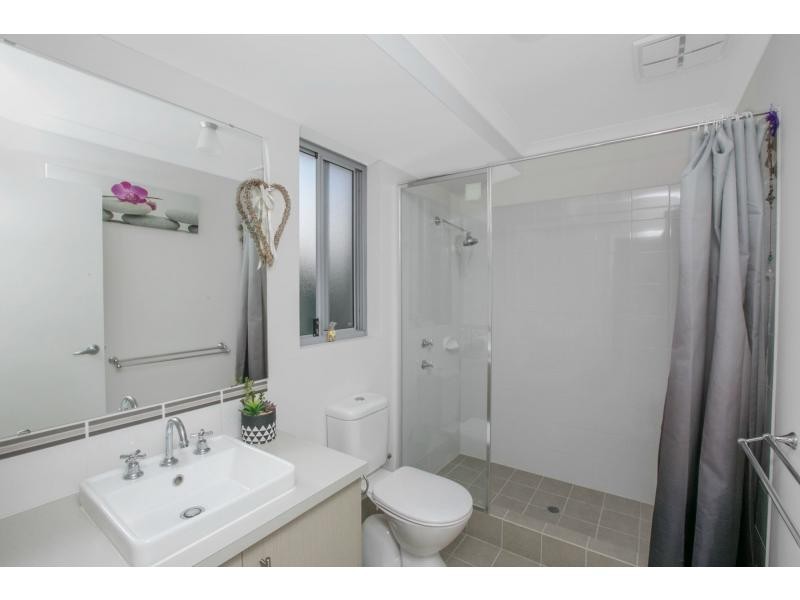 54 Encourage Loop, Dudley Park WA 6210