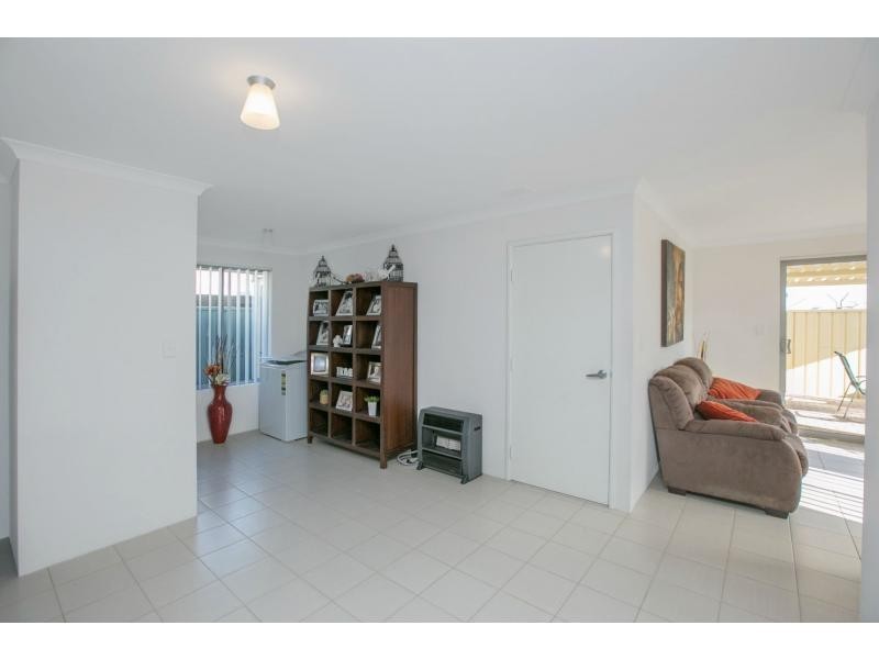 54 Encourage Loop, Dudley Park WA 6210