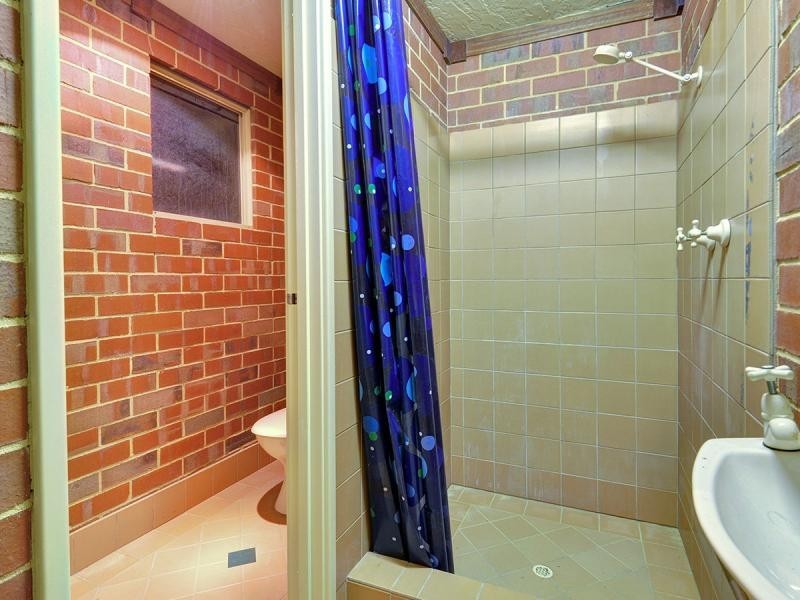 8 Lanchester Way, Stirling WA 6021