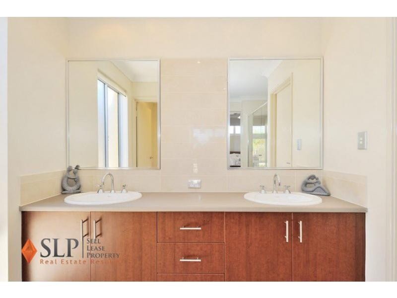 23 Brigalow Bend, Ellenbrook WA 6069
