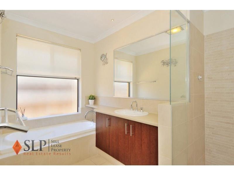 23 Brigalow Bend, Ellenbrook WA 6069