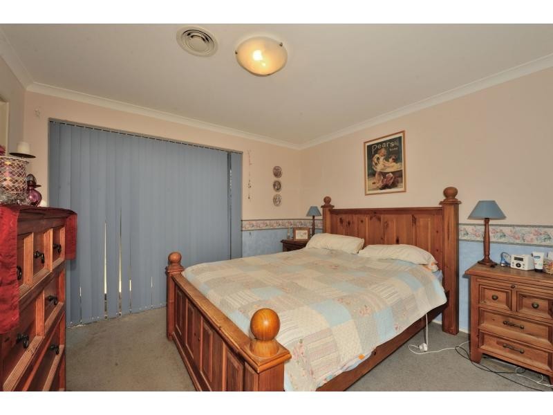 6 Gillen Place, Waikiki WA 6169