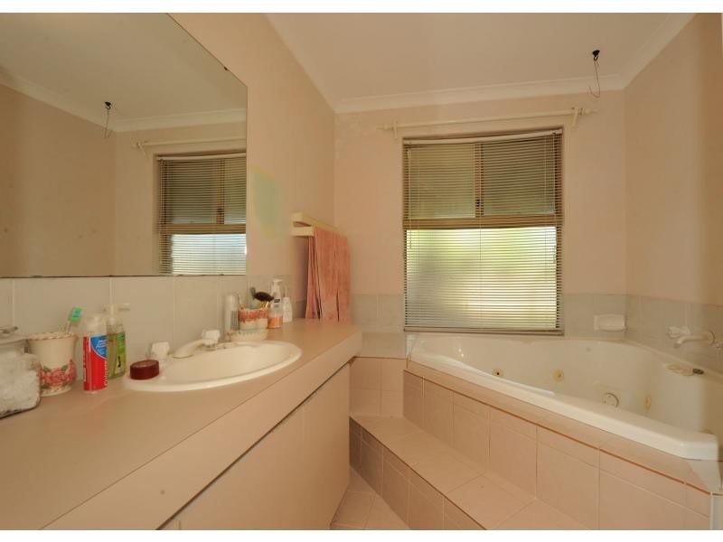 6 Gillen Place, Waikiki WA 6169