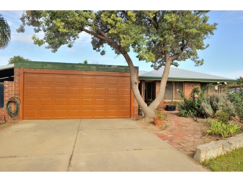 6 Gillen Place, Waikiki WA 6169