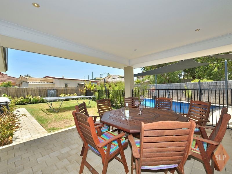 5 Caspar Place, Madora Bay WA 6210