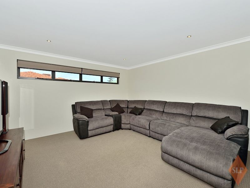 5 Caspar Place, Madora Bay WA 6210