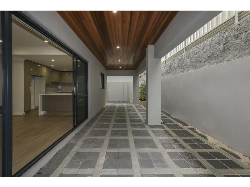 134B, C & D Roberts Street, Joondanna WA 6060