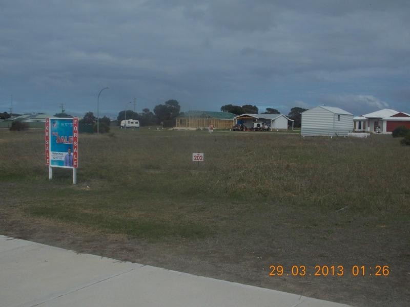 15 Mary Road, Bremer Bay WA 6338