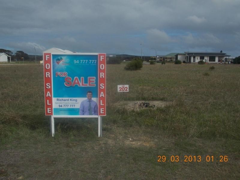 15 Mary Road, Bremer Bay WA 6338