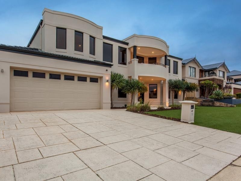 78 Silver Sands Drive, Iluka WA 6028