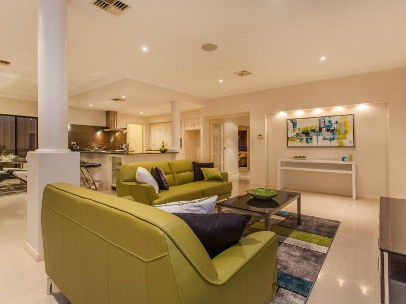 78 Silver Sands Drive, Iluka WA 6028