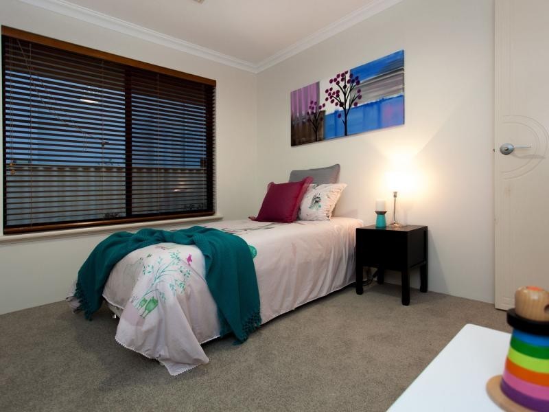 78 Silver Sands Drive, Iluka WA 6028